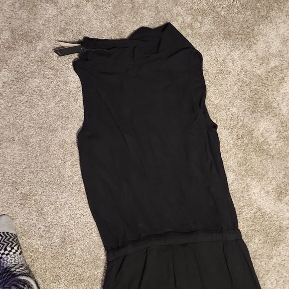 Monrow Women's Black Draped crepe jumpsuit medium new with tags - Picture 6 of 9